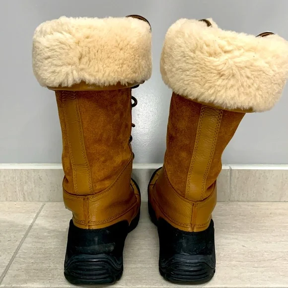Women’s size 7 UGG Adirondack Tall Boot - Picture 4 of 8